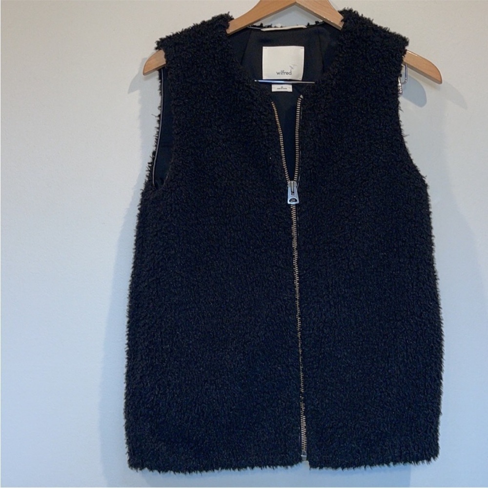 Aritzia Wilfred Chatou black sherpa long line zip up vest xs